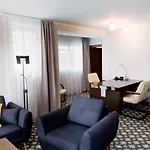 ヴィヴァルディ ホテル 4*