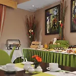 ヴィヴァルディ ホテル 4*