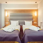 ヴィヴァルディ ホテル 4*